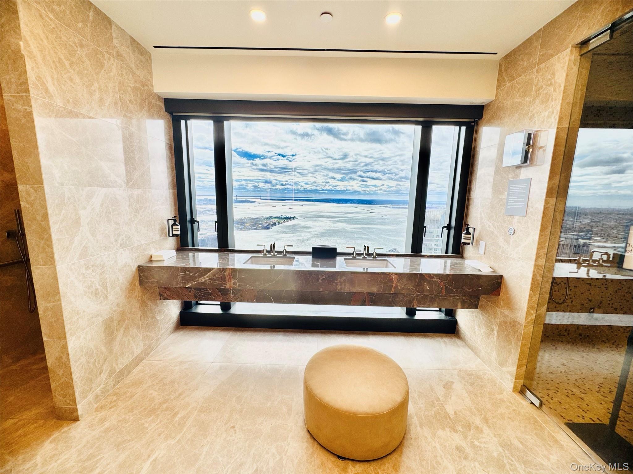 Apartment Greenwich Manhattan, NY 10006, MLS-927039-35