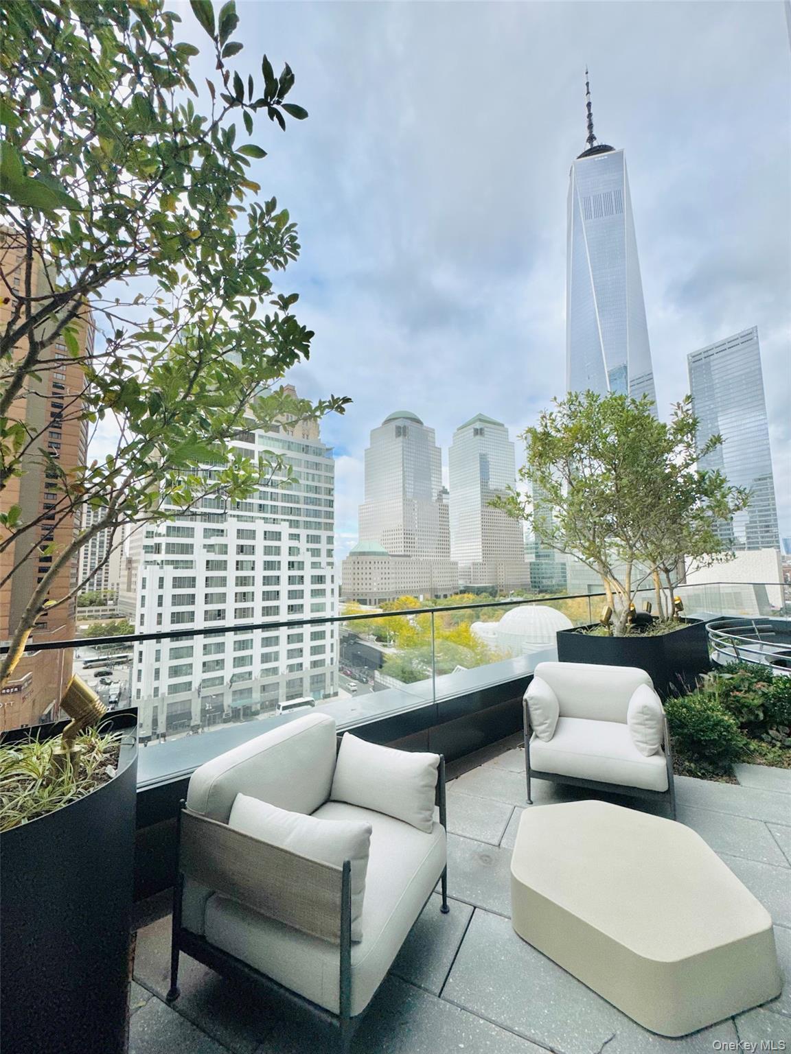 Apartment Greenwich Manhattan, NY 10006, MLS-927039-38