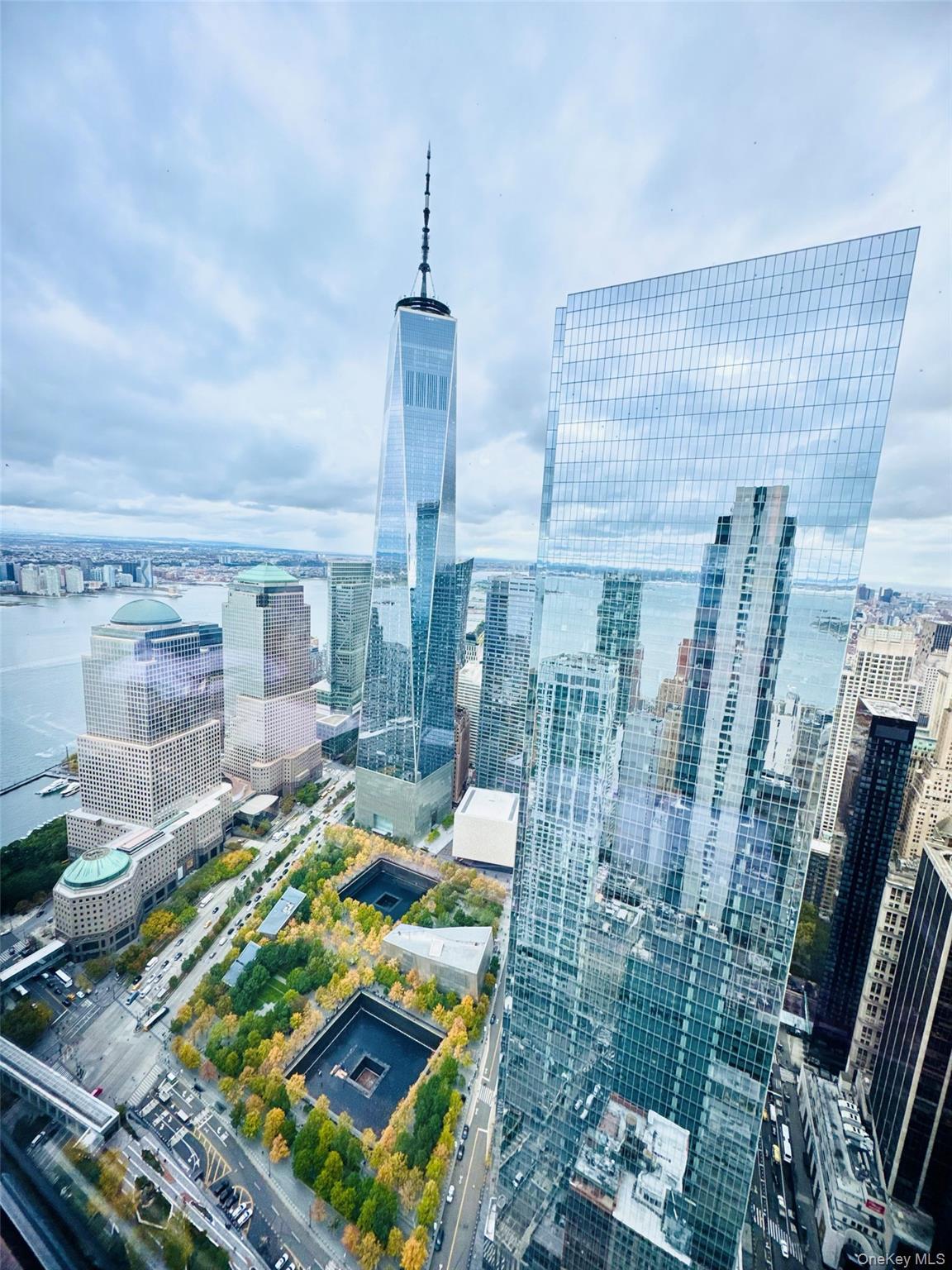 Apartment Greenwich Manhattan, NY 10006, MLS-927039-39