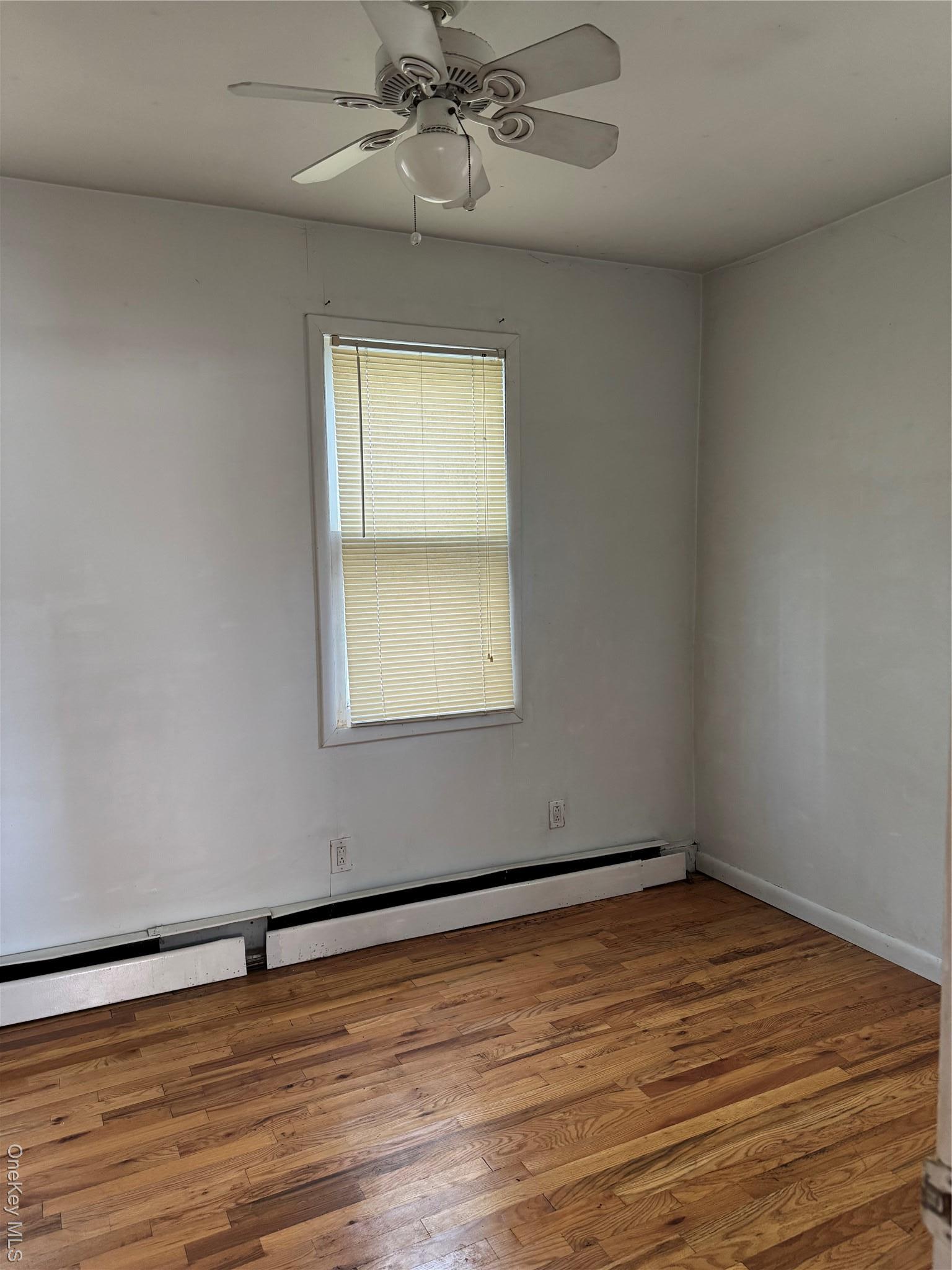 Single Family Barkley  Bronx, NY 10465, MLS-927047-4