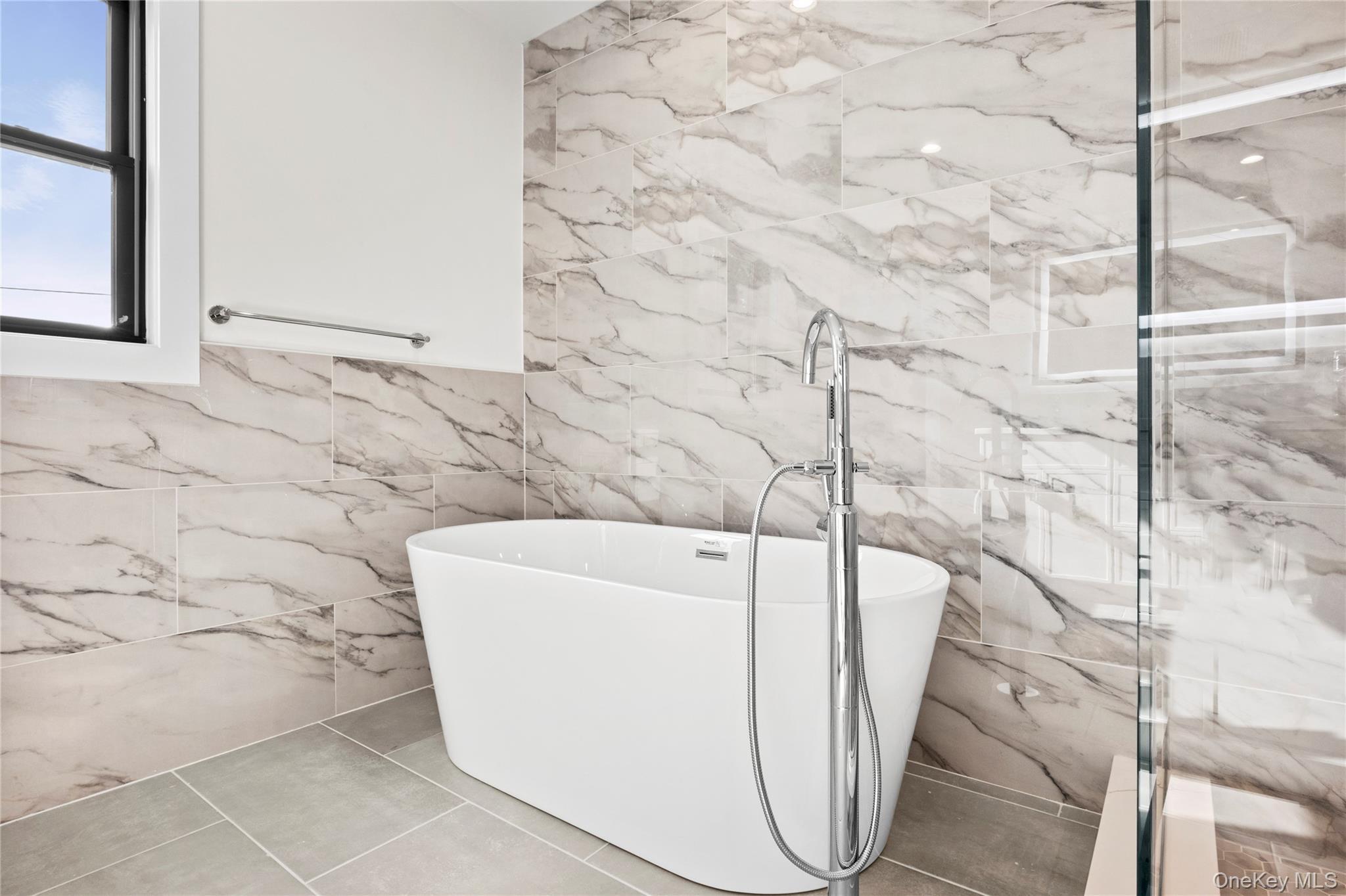 Single Family Dean Nassau County, NY 11801, MLS-927071-20