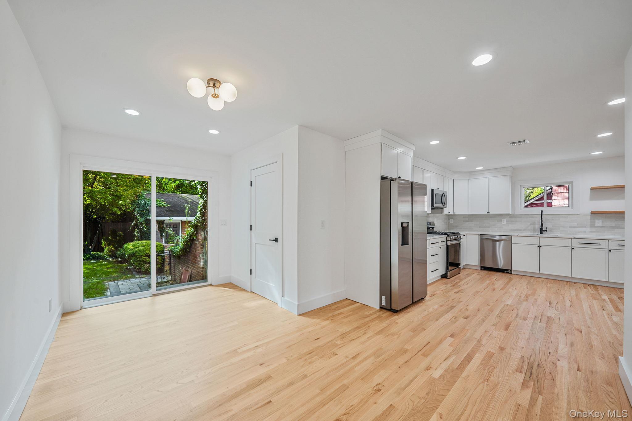 Single Family Fairview Nassau County, NY 11050, MLS-927073-13