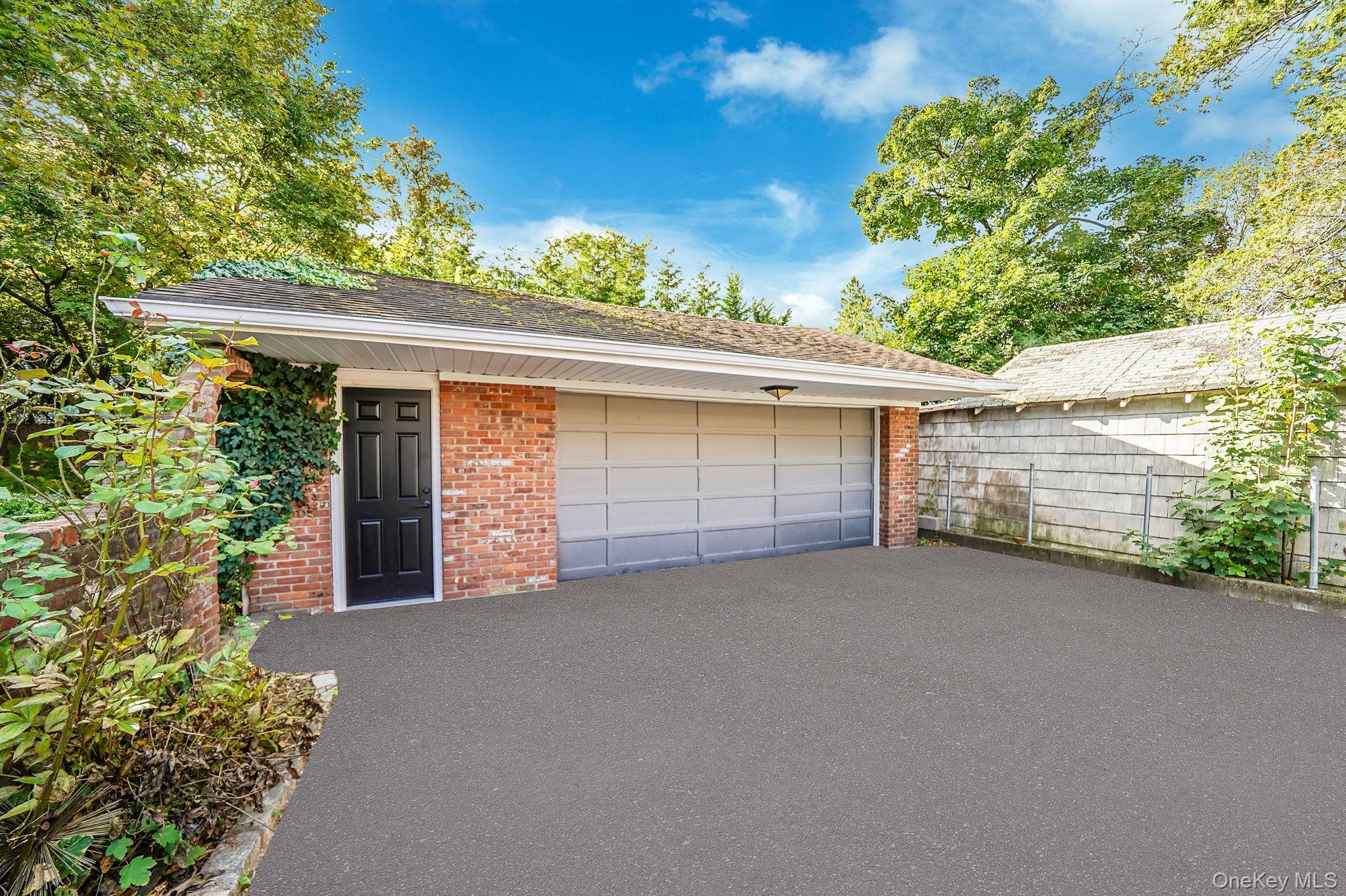 Single Family Fairview Nassau County, NY 11050, MLS-927073-3