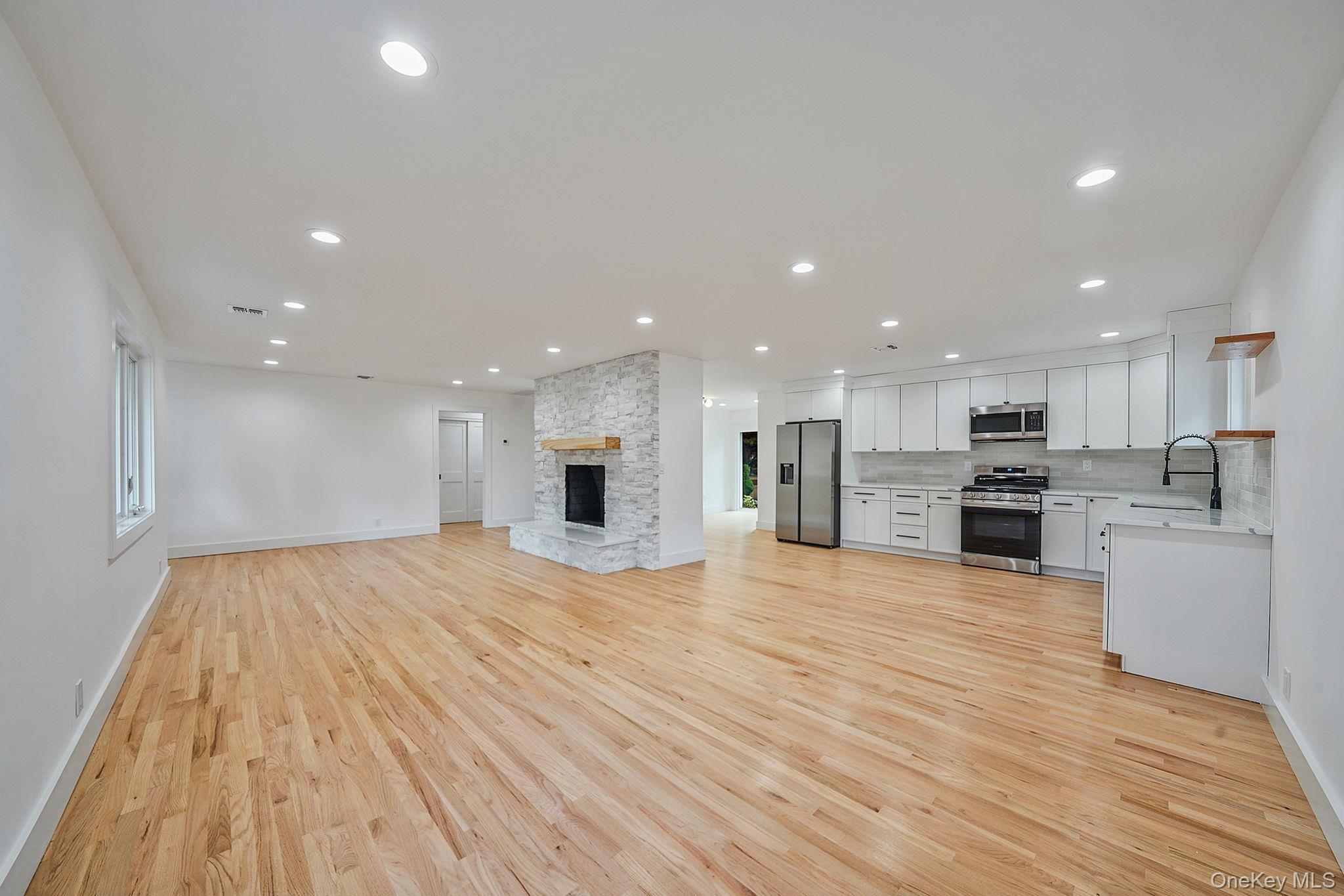 Single Family Fairview Nassau County, NY 11050, MLS-927073-9