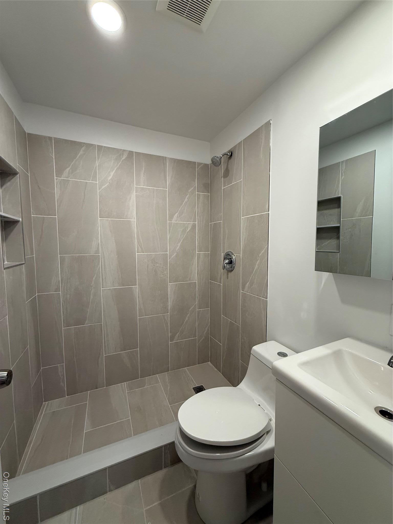 Single Family 70th  Queens, NY 11367, MLS-927094-4