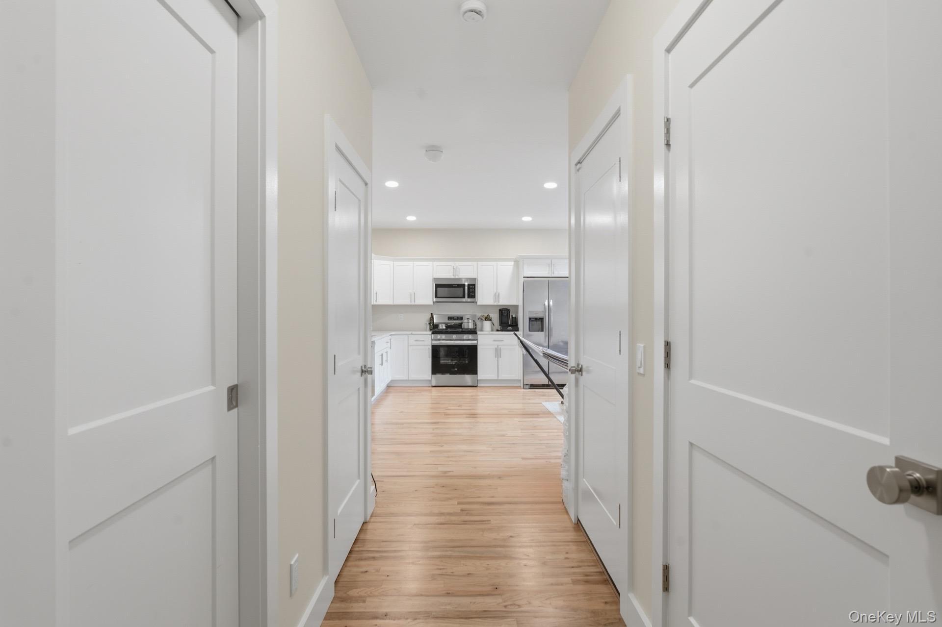 Single Family Dr Suffolk County, NY 11967, MLS-927103-9