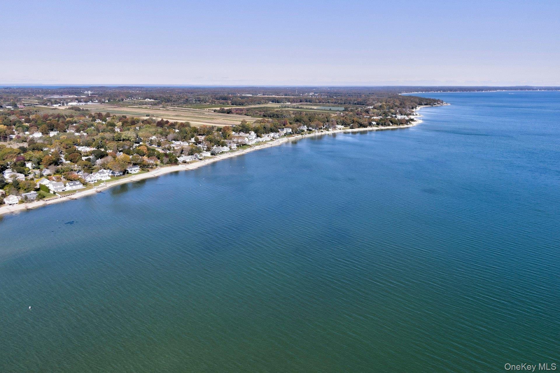 Single Family High Meadow  Suffolk County, NY 11901, MLS-927104-28