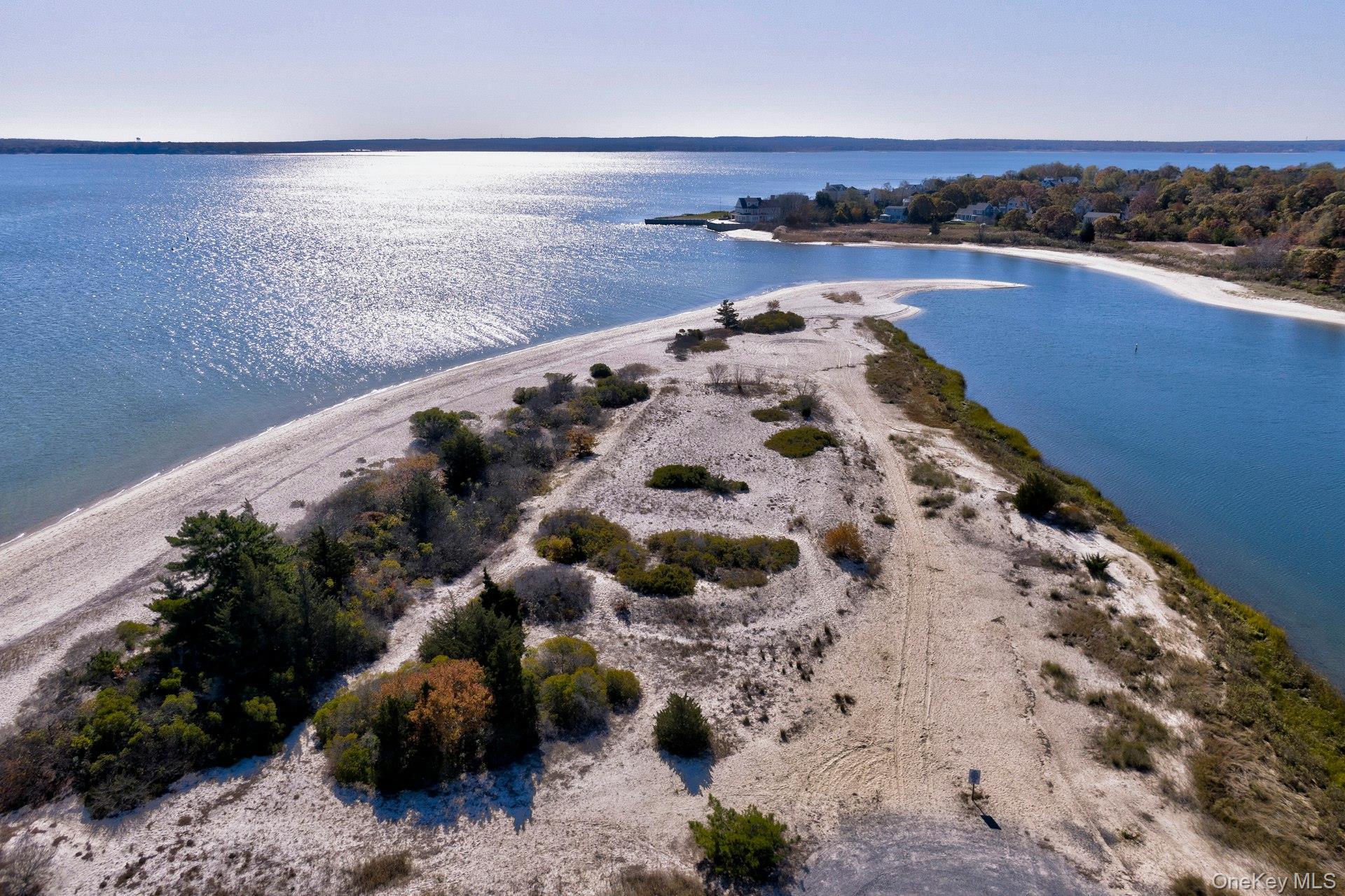 Single Family High Meadow  Suffolk County, NY 11901, MLS-927104-31