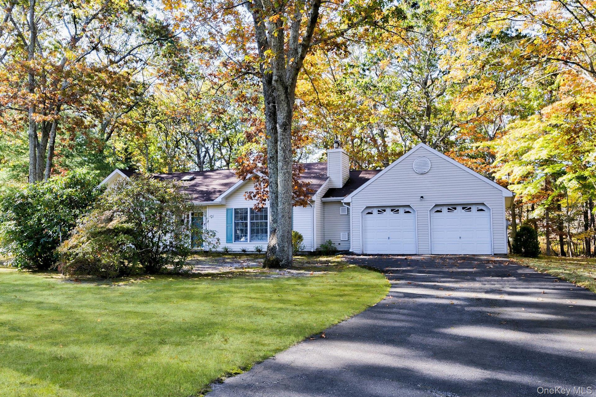 Single Family High Meadow  Suffolk County, NY 11901, MLS-927104-37