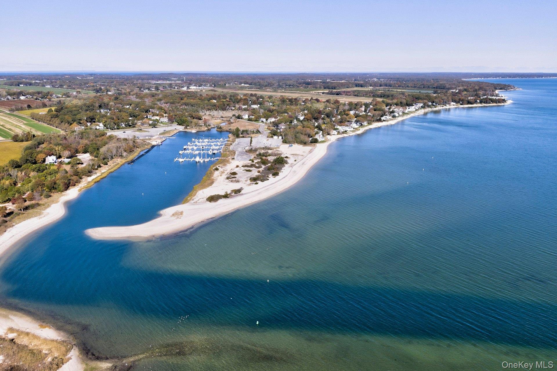 Single Family High Meadow  Suffolk County, NY 11901, MLS-927104-4