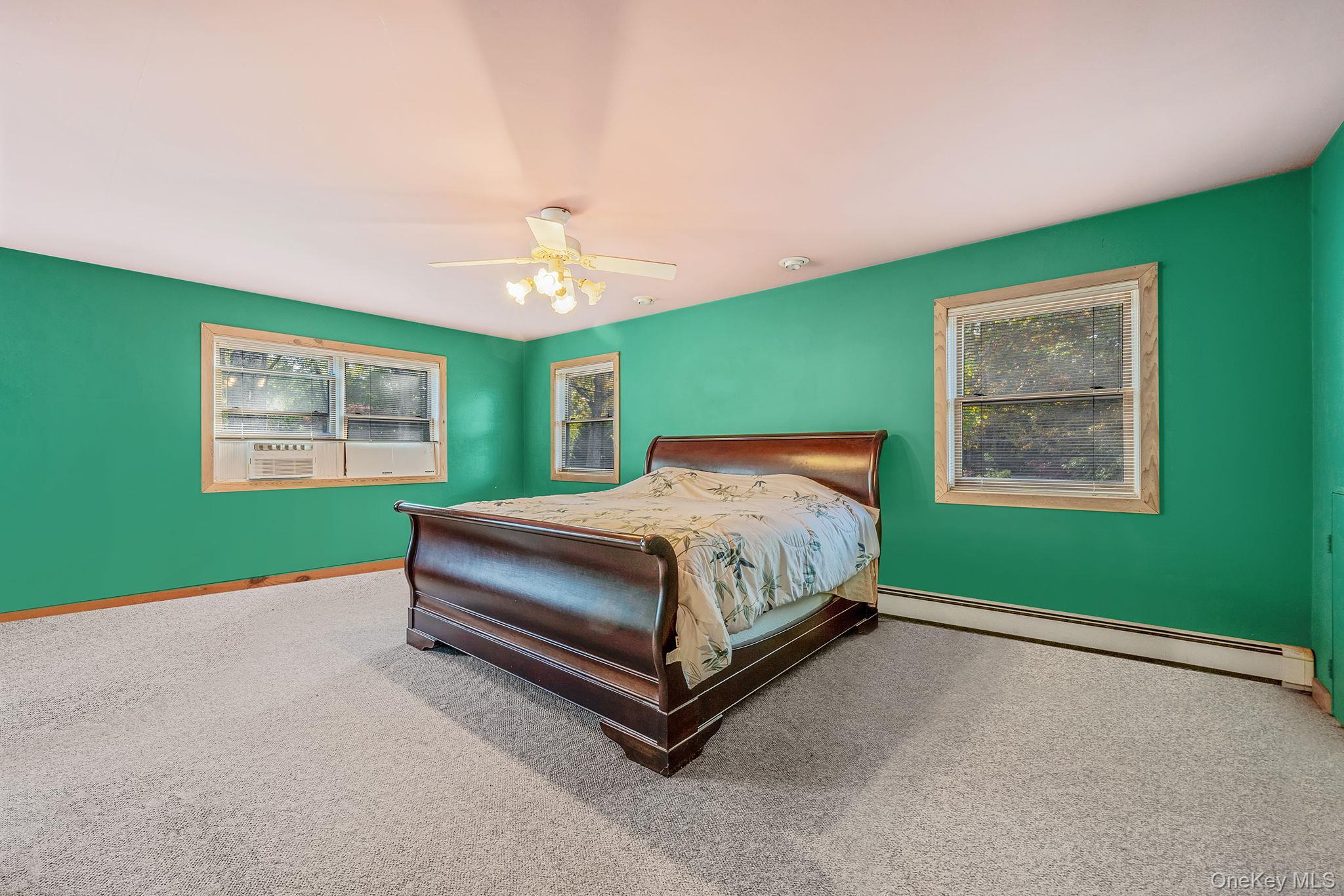 Single Family Brookhaven Suffolk County, NY 11901, MLS-927108-18