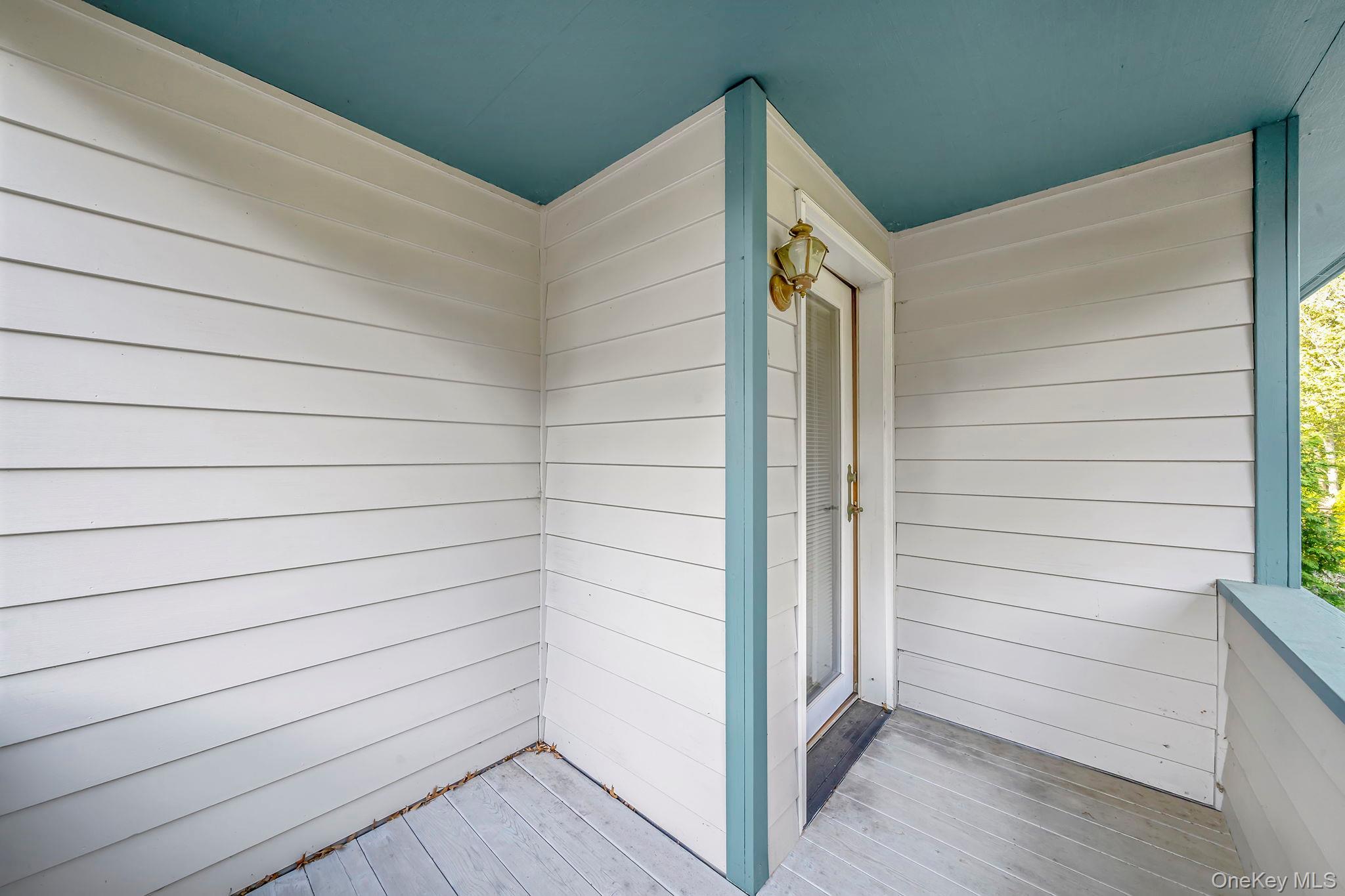 Single Family Brookhaven Suffolk County, NY 11901, MLS-927108-22