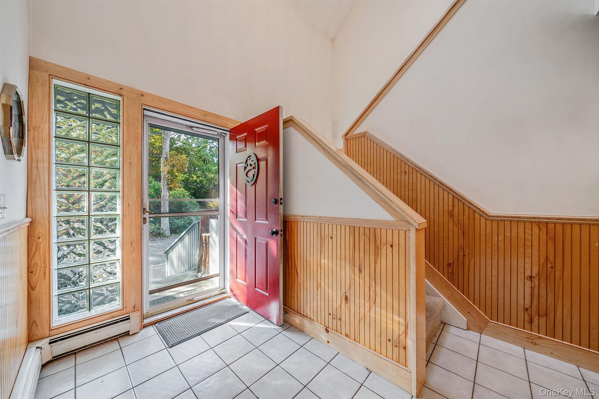 Single Family Brookhaven Suffolk County, NY 11901, MLS-927108-3