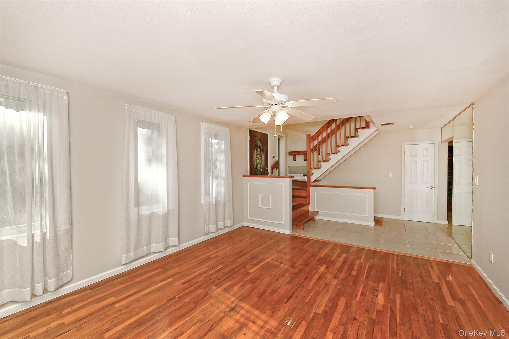 Single Family Melia Suffolk County, NY 11746, MLS-927116-13