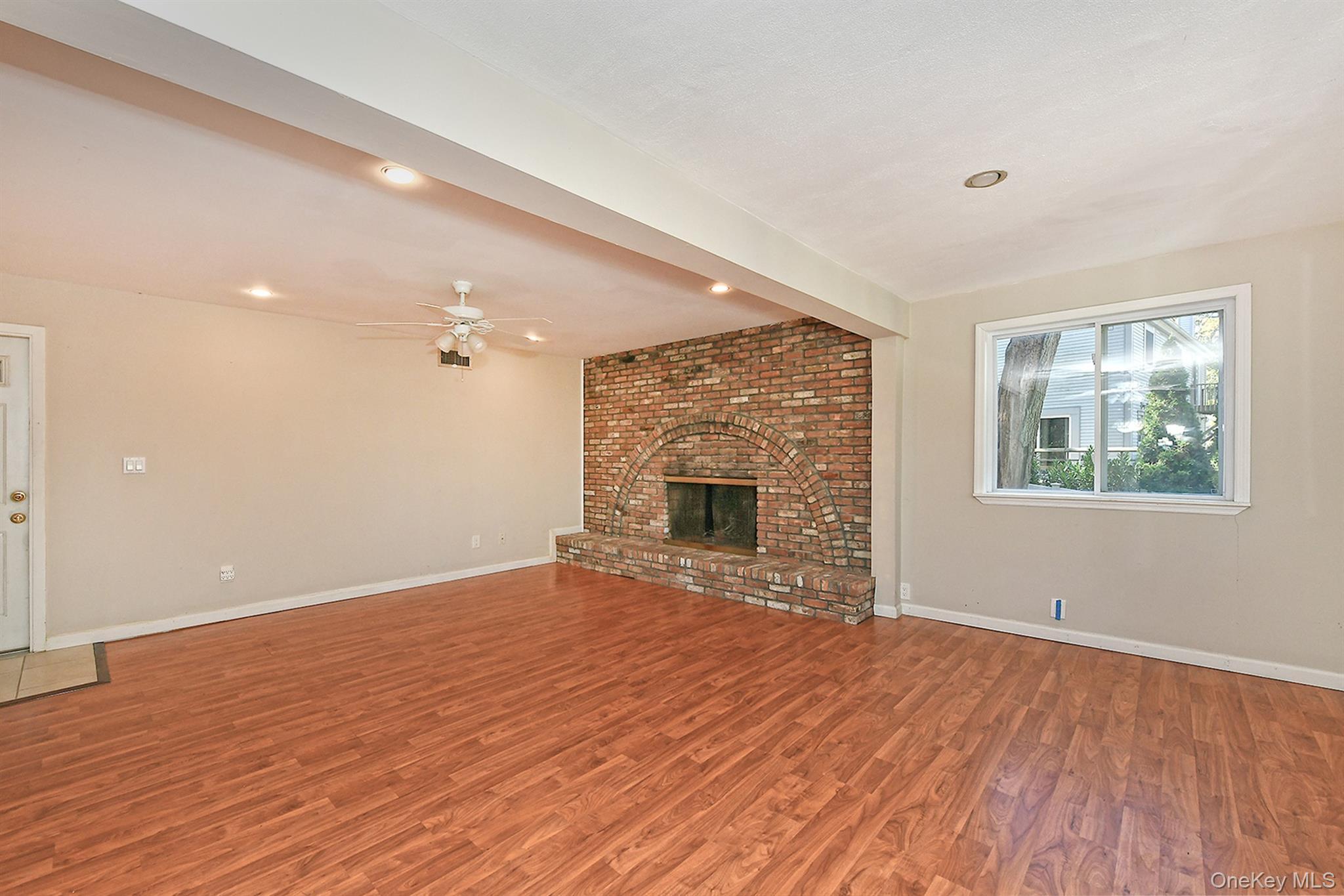 Single Family Melia Suffolk County, NY 11746, MLS-927116-14