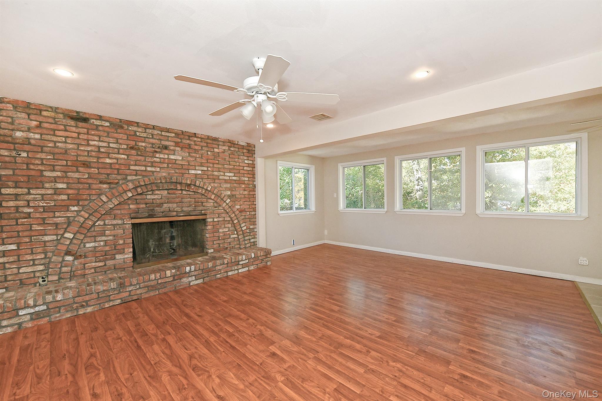 Single Family Melia Suffolk County, NY 11746, MLS-927116-15