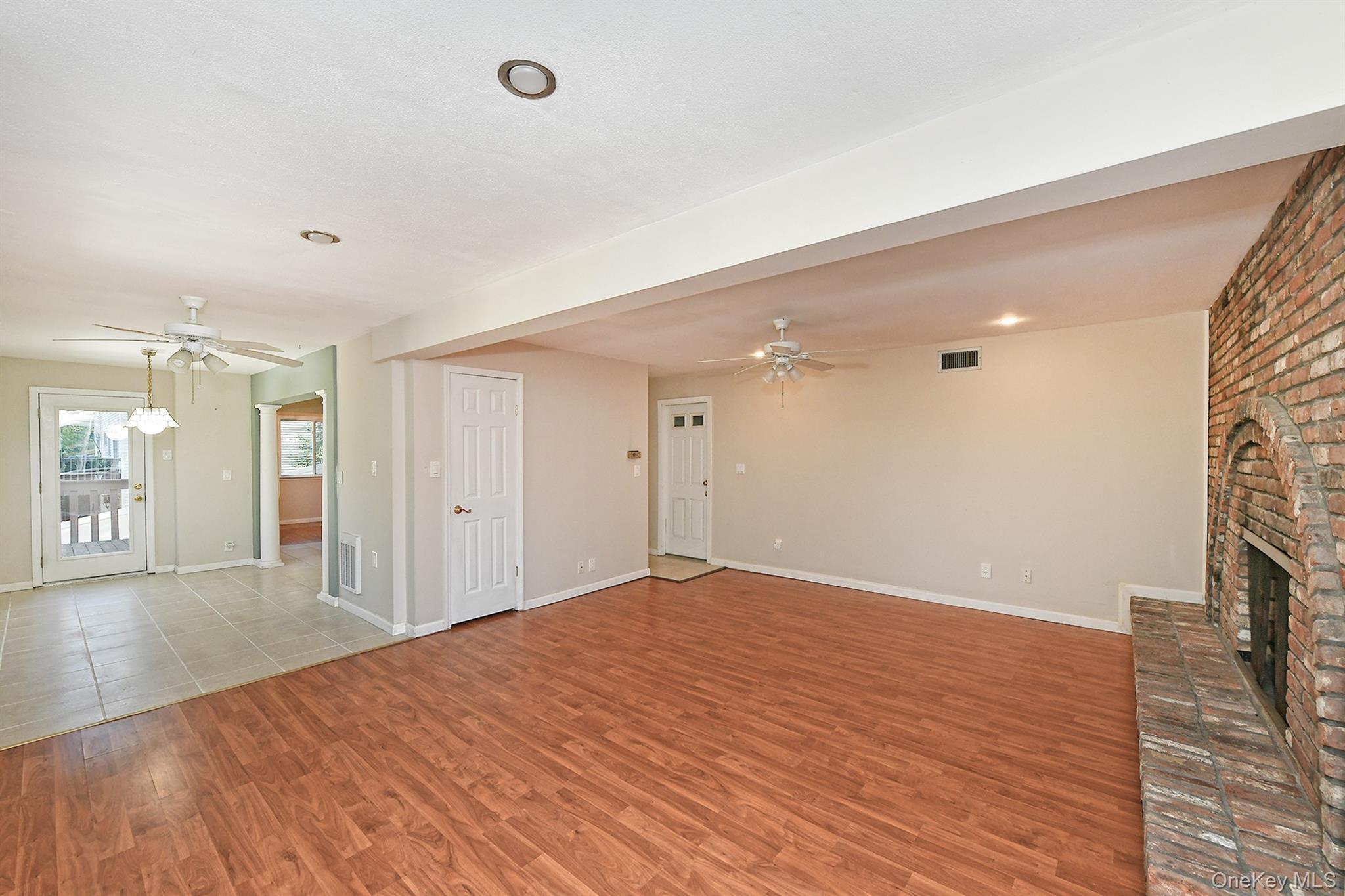 Single Family Melia Suffolk County, NY 11746, MLS-927116-16