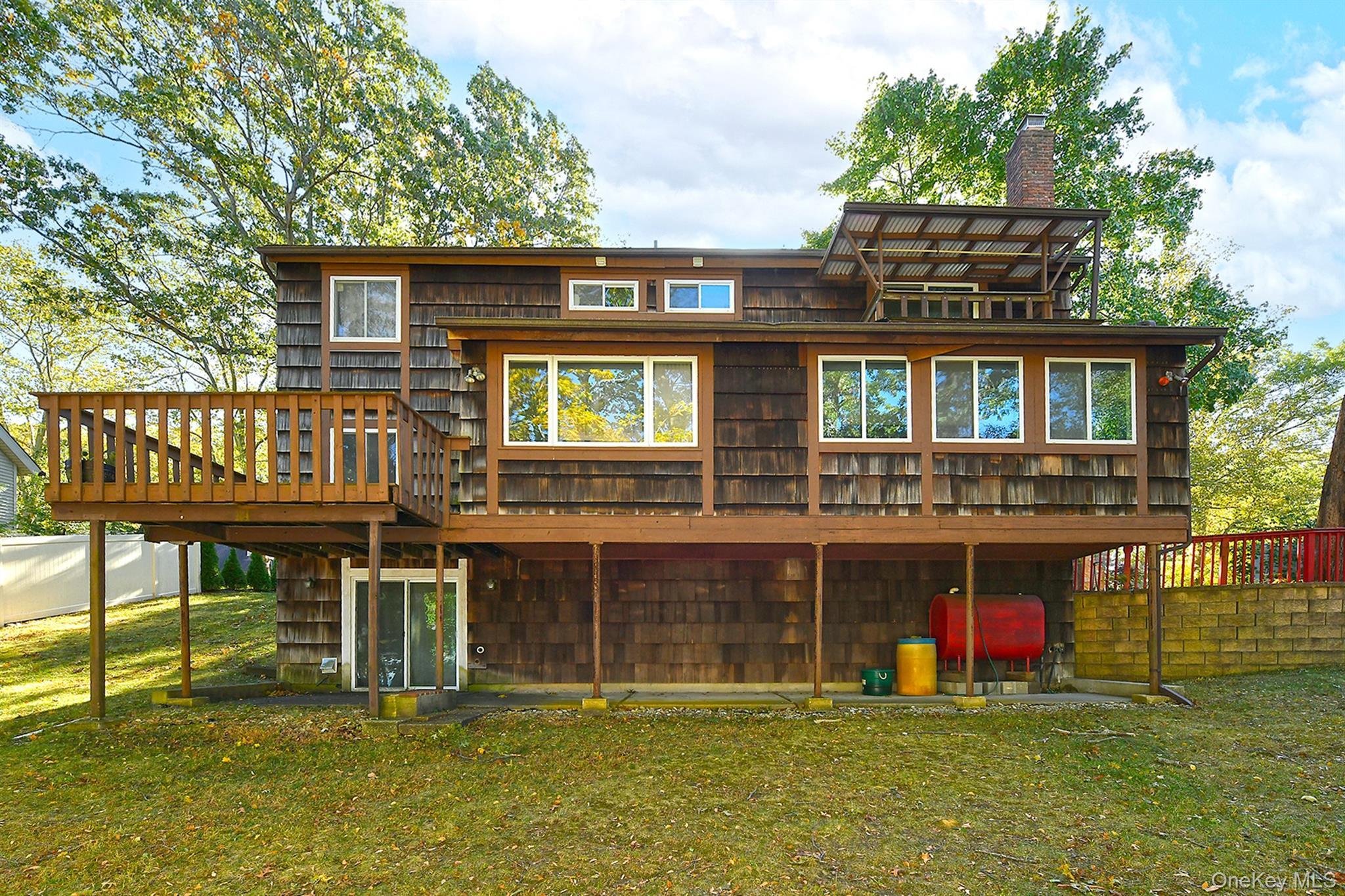 Single Family Melia Suffolk County, NY 11746, MLS-927116-34