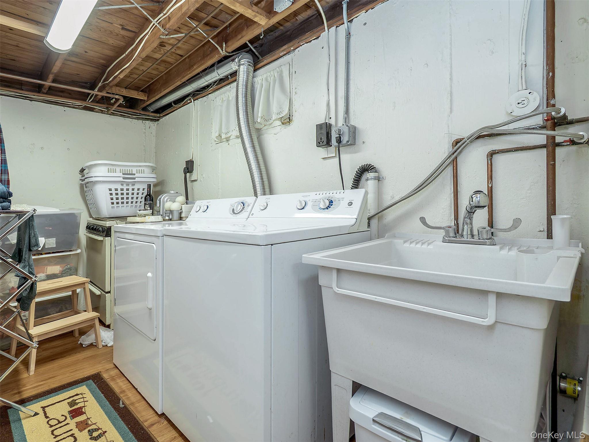 Single Family Harbor Nassau County, NY 11545, MLS-927117-29