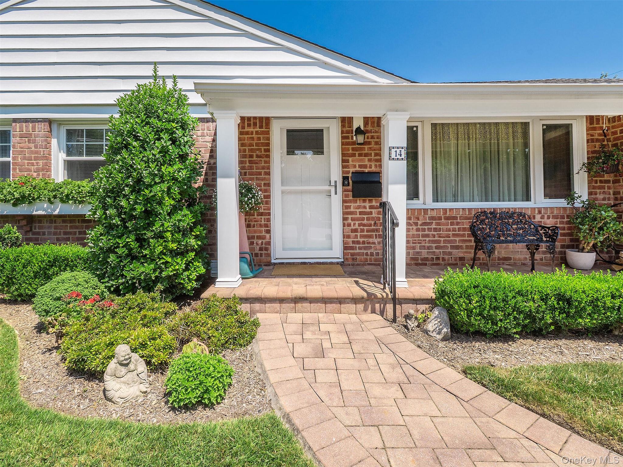 Single Family Harbor Nassau County, NY 11545, MLS-927117-3