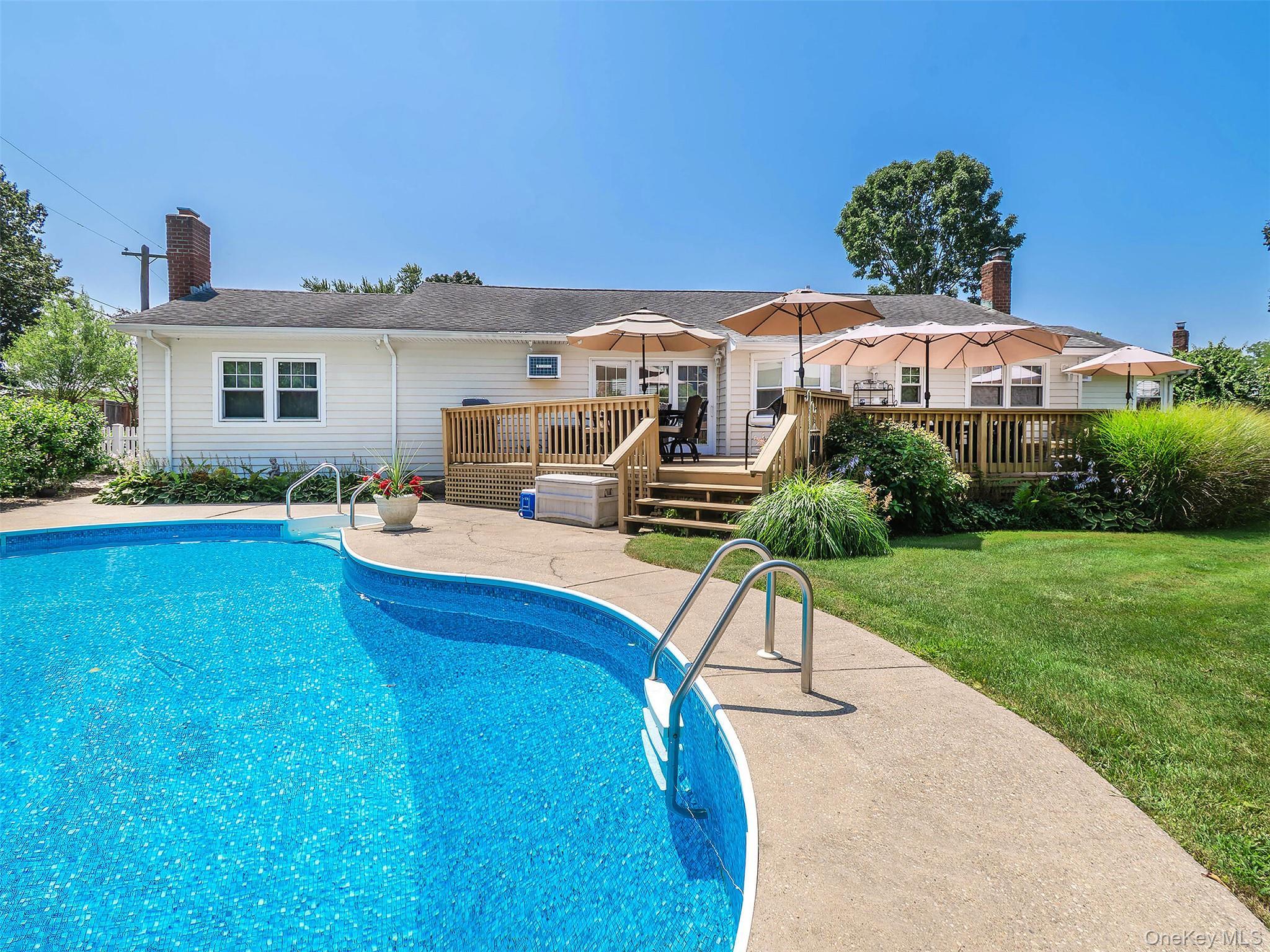 Single Family Harbor Nassau County, NY 11545, MLS-927117-31