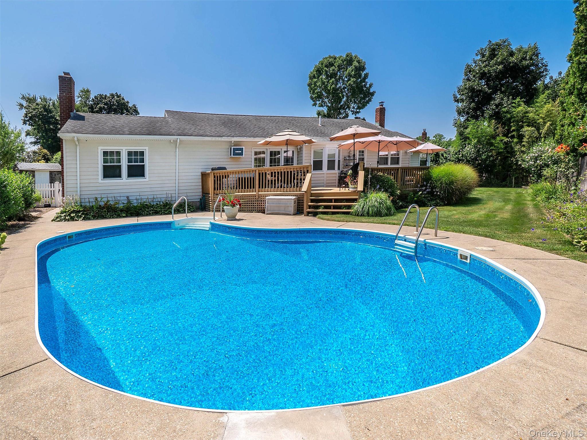 Single Family Harbor  Nassau County, NY 11545, MLS-927117-47