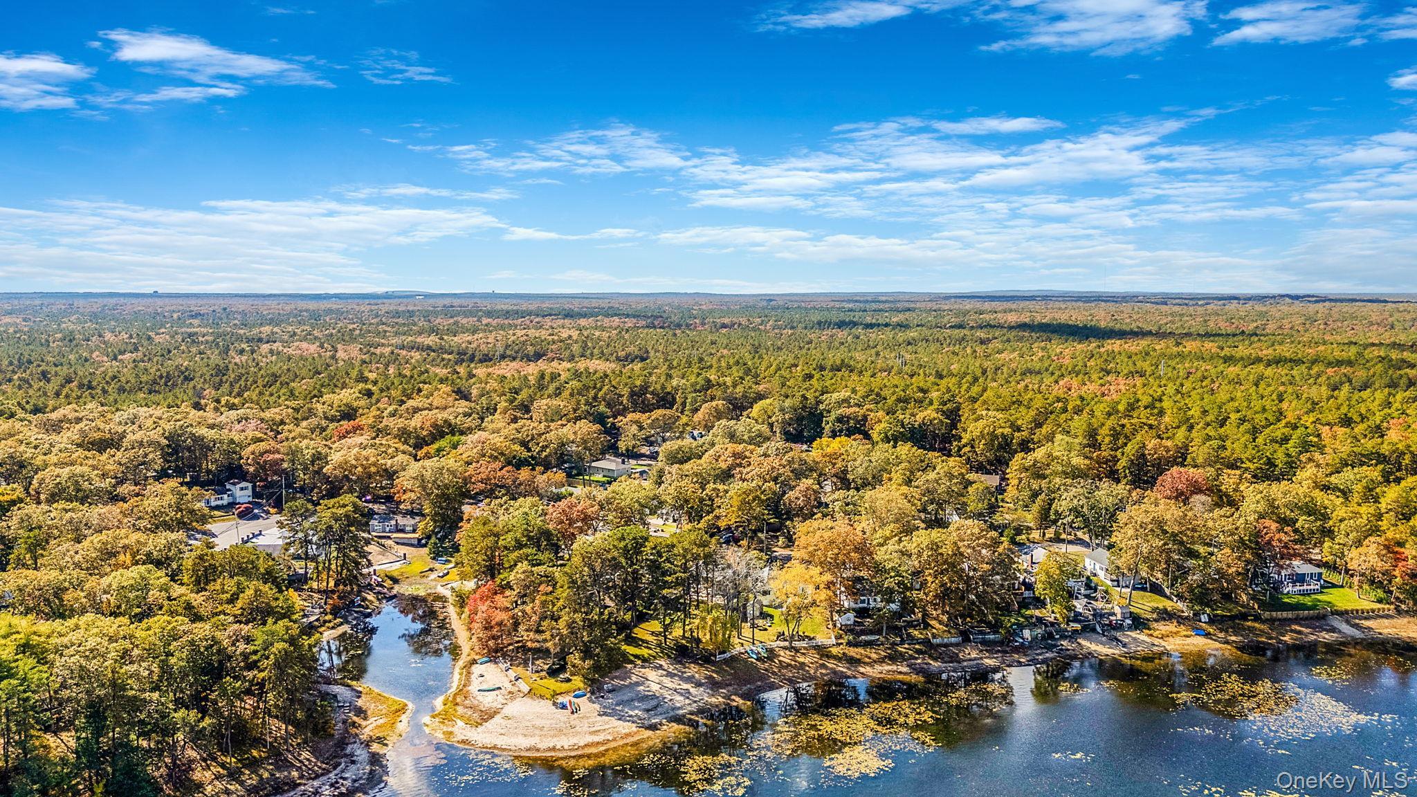 Single Family Lakeside  Suffolk County, NY 11961, MLS-927125-31