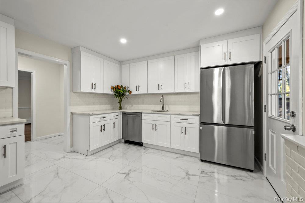 Single Family Glen Orange County, NY 12550, MLS-927129-10