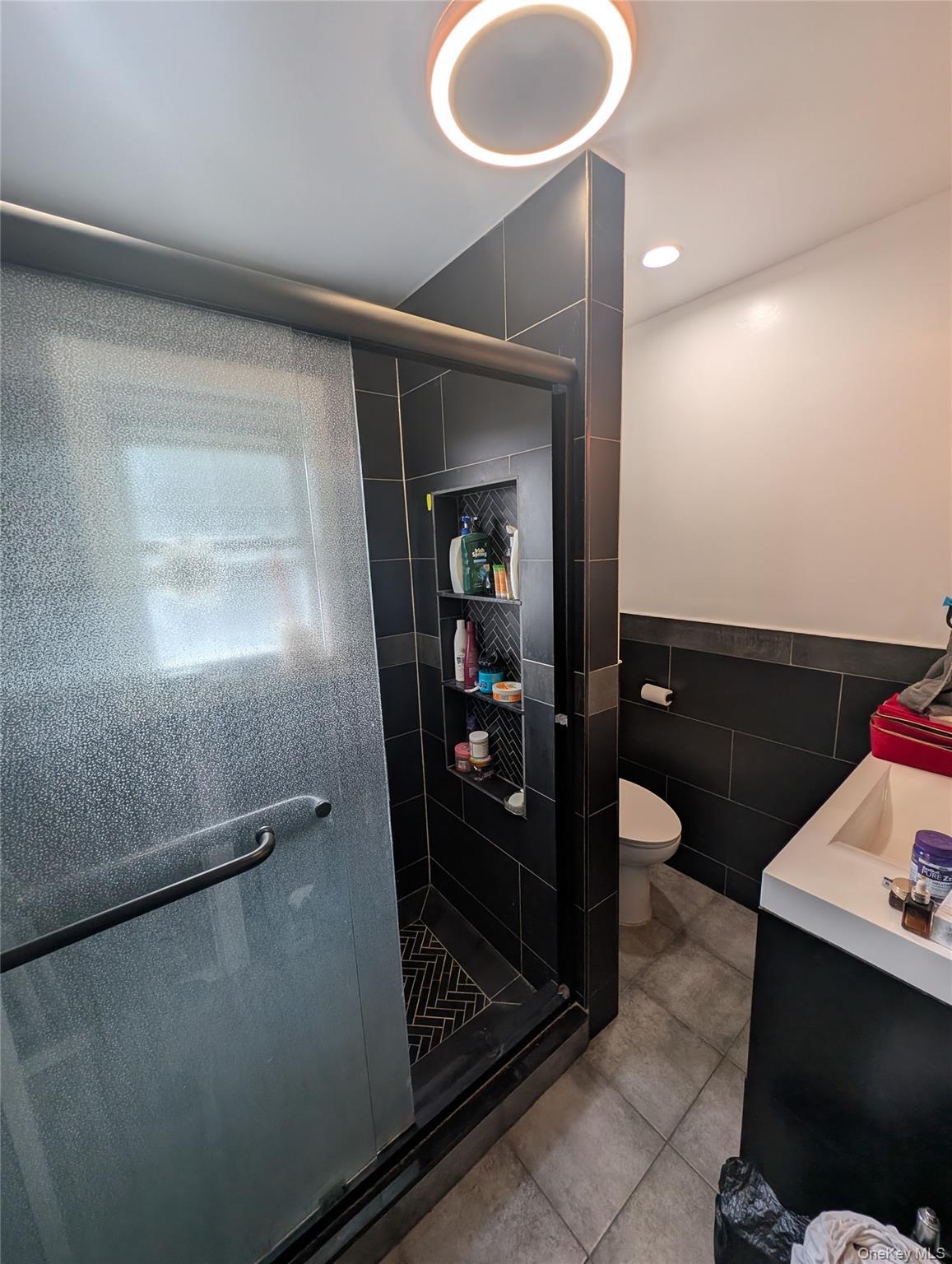 Single Family Cochran  Nassau County, NY 11581, MLS-927138-4