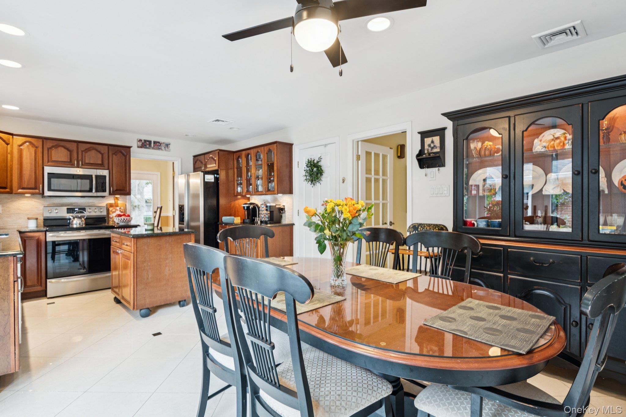 Single Family Great River Suffolk County, NY 11739, MLS-927154-14