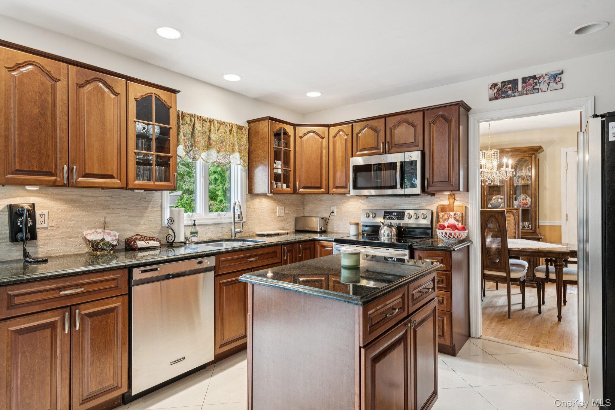 Single Family Great River Suffolk County, NY 11739, MLS-927154-15