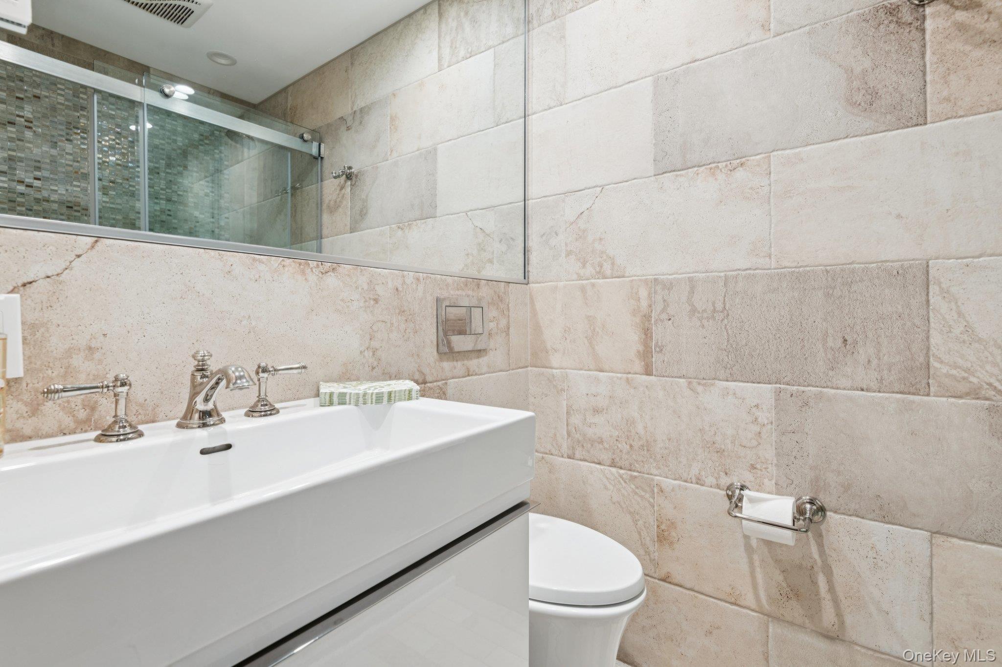 Single Family Great River Suffolk County, NY 11739, MLS-927154-27