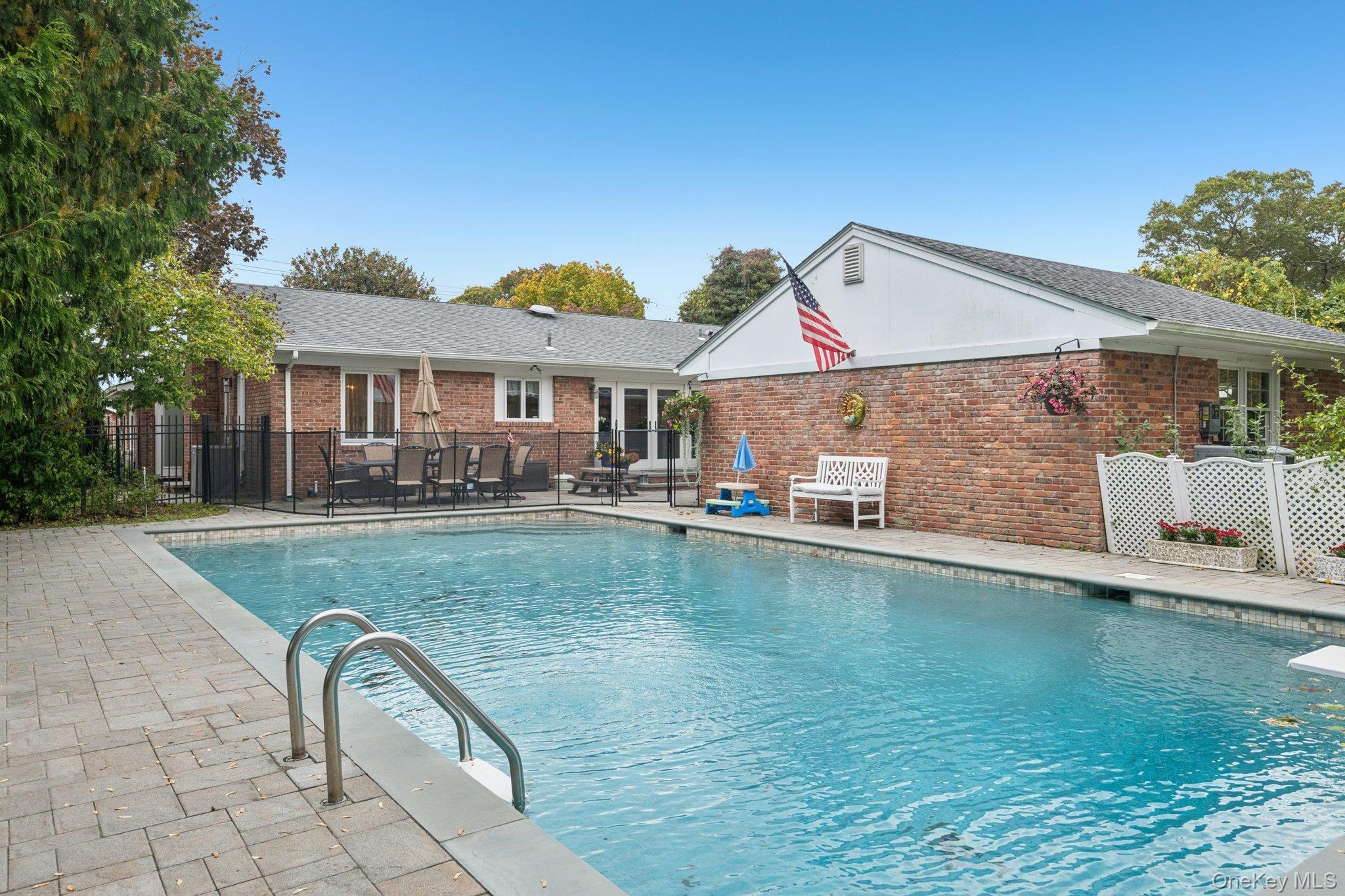 Single Family Great River Suffolk County, NY 11739, MLS-927154-33