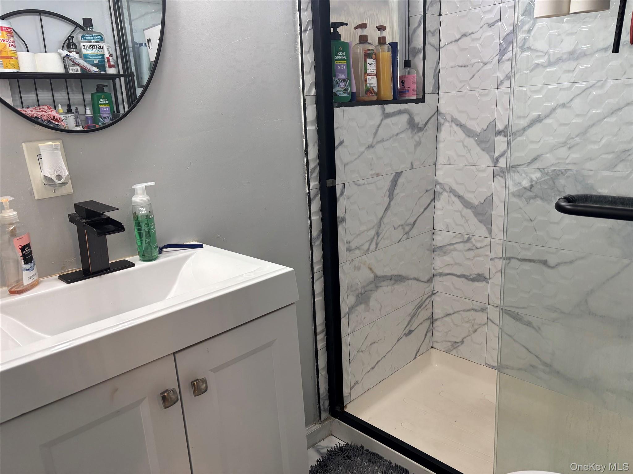 Single Family 224th Queens, NY 11413, MLS-927172-25