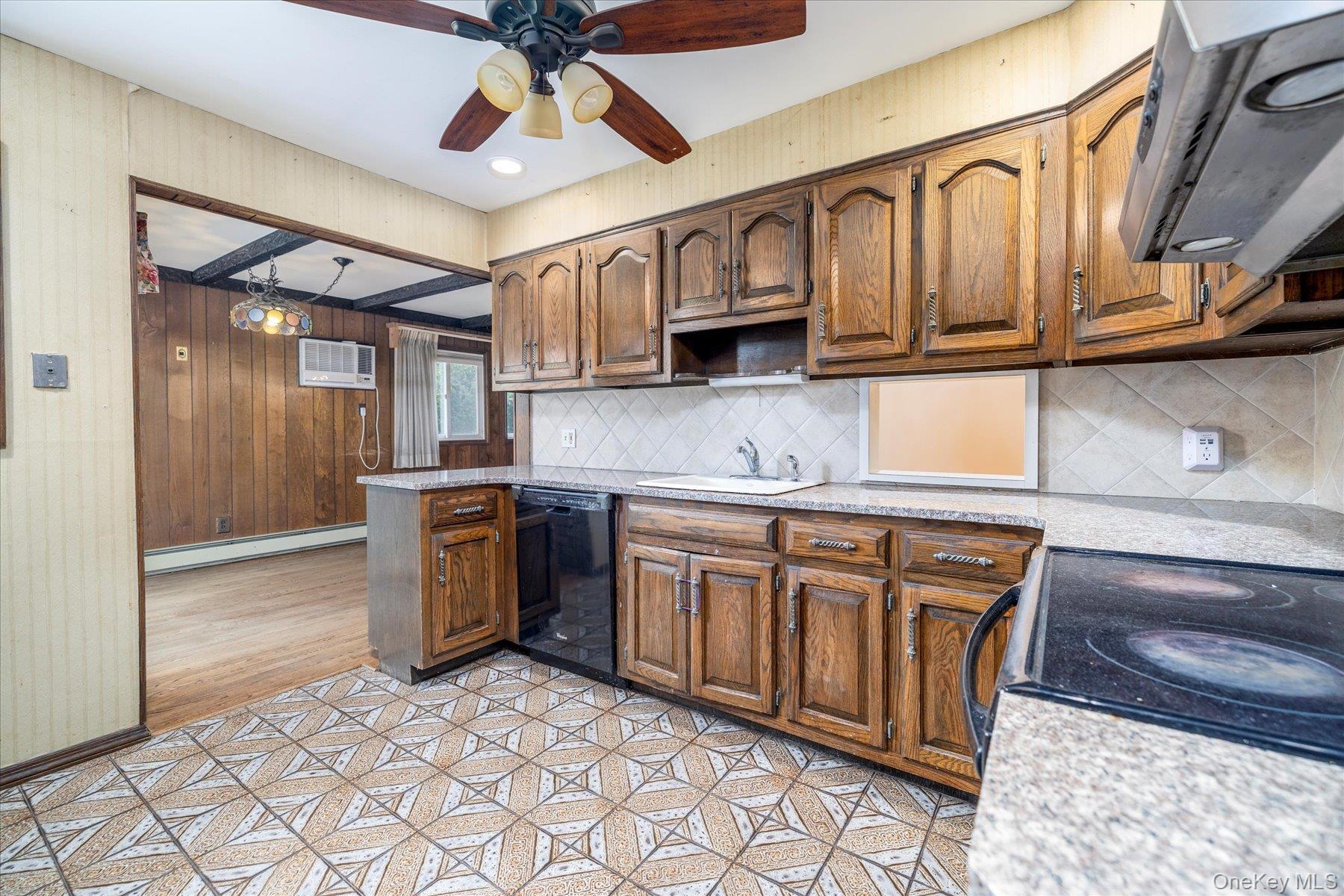 Single Family Keats  Suffolk County, NY 11740, MLS-927177-17