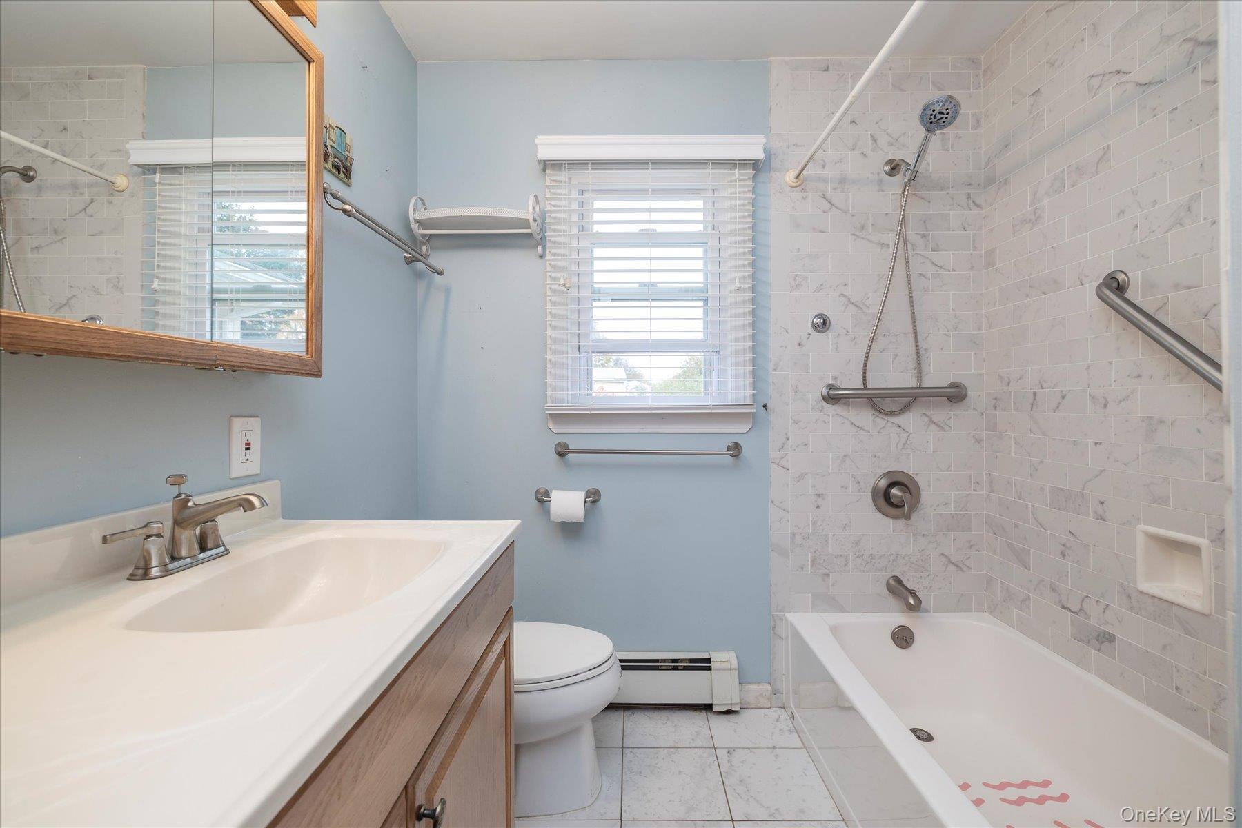 Single Family Keats  Suffolk County, NY 11740, MLS-927177-20