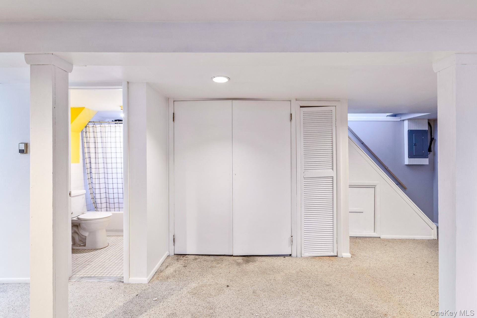 Single Family Applegate Suffolk County, NY 11950, MLS-927184-22