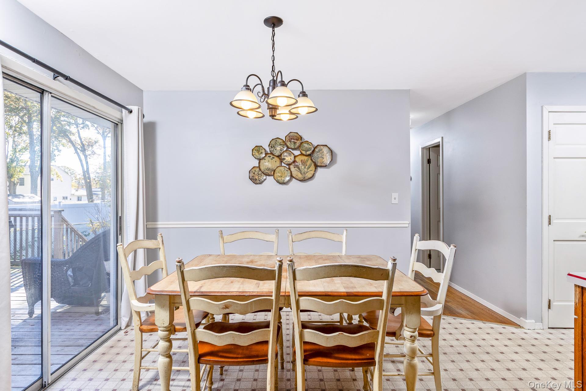 Single Family Applegate Suffolk County, NY 11950, MLS-927184-9