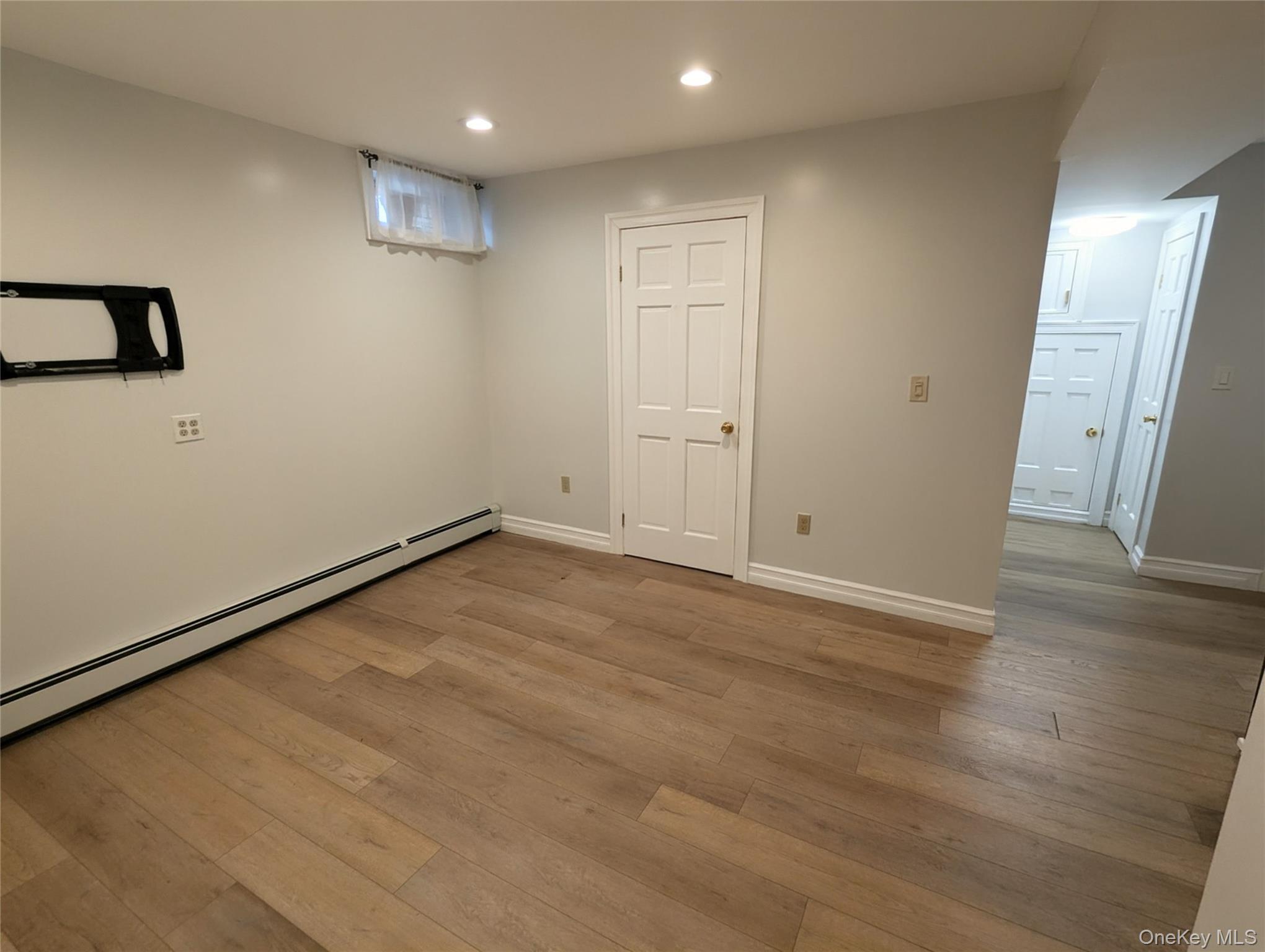 Single Family Springfield  Queens, NY 11411, MLS-927187-23