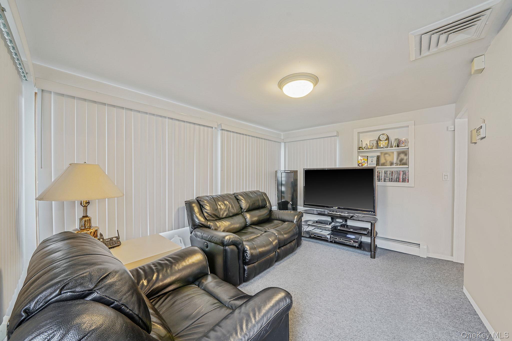 Single Family Claudy  Nassau County, NY 11040, MLS-927202-17