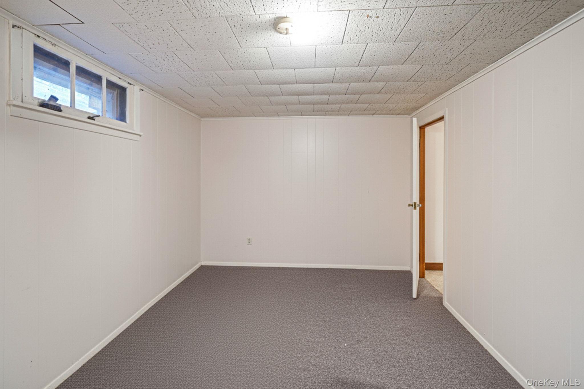 Single Family Claudy  Nassau County, NY 11040, MLS-927202-22