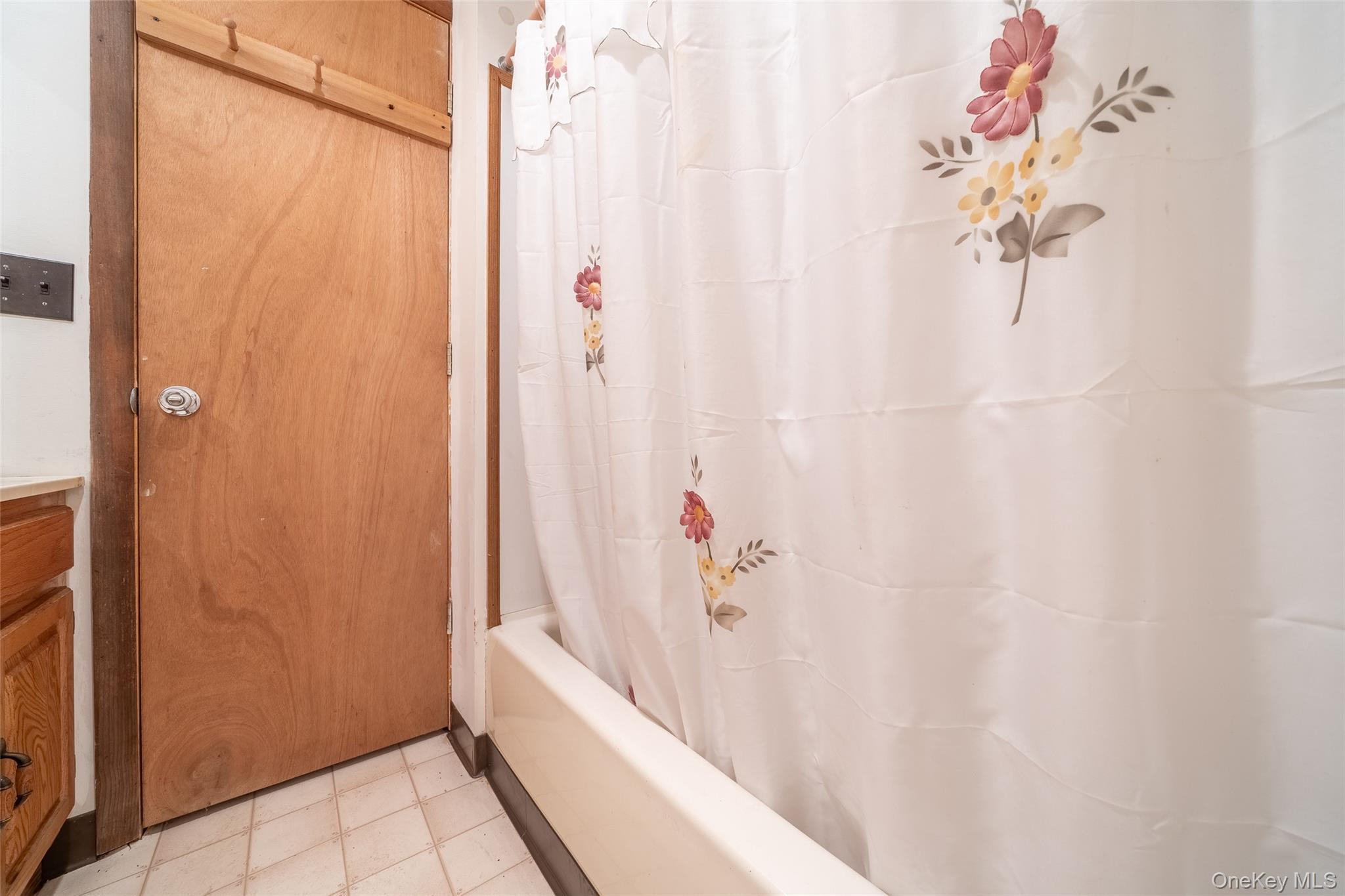 Single Family Main Sullivan County, NY 12740, MLS-927216-15