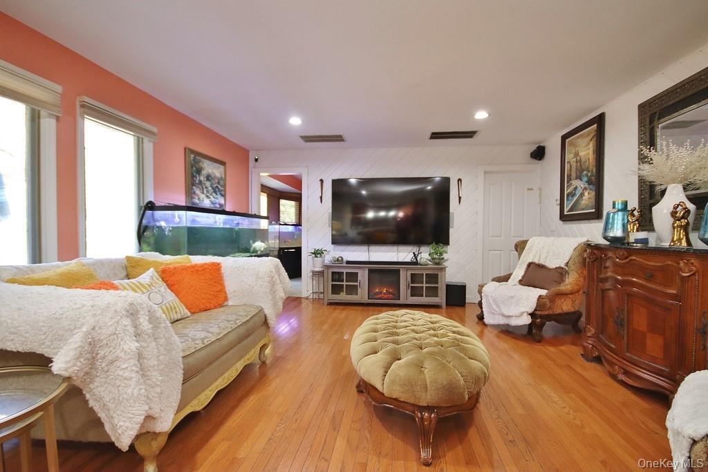 Single Family Park  Orange County, NY 10918, MLS-927218-20