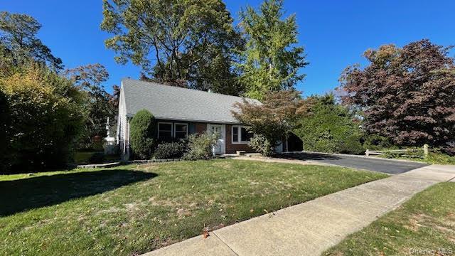 Single Family Yale  Nassau County, NY 11793, MLS-927219-10