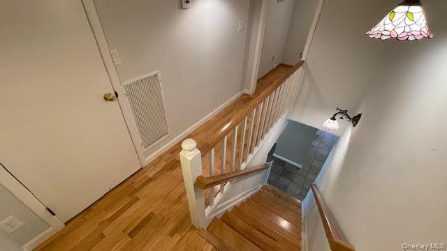 Single Family Yale  Nassau County, NY 11793, MLS-927219-22