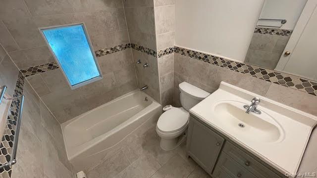 Single Family Yale  Nassau County, NY 11793, MLS-927219-26