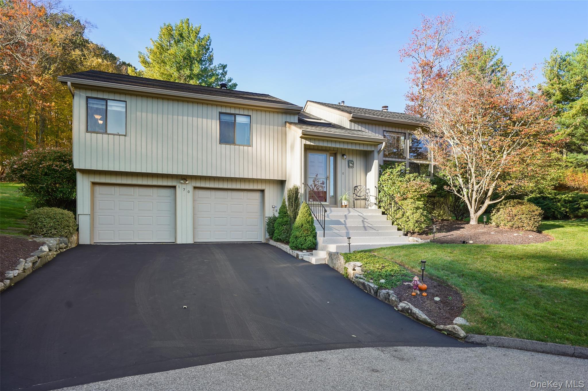 Single Family Arbor Westchester County, NY 10589, MLS-927231-33