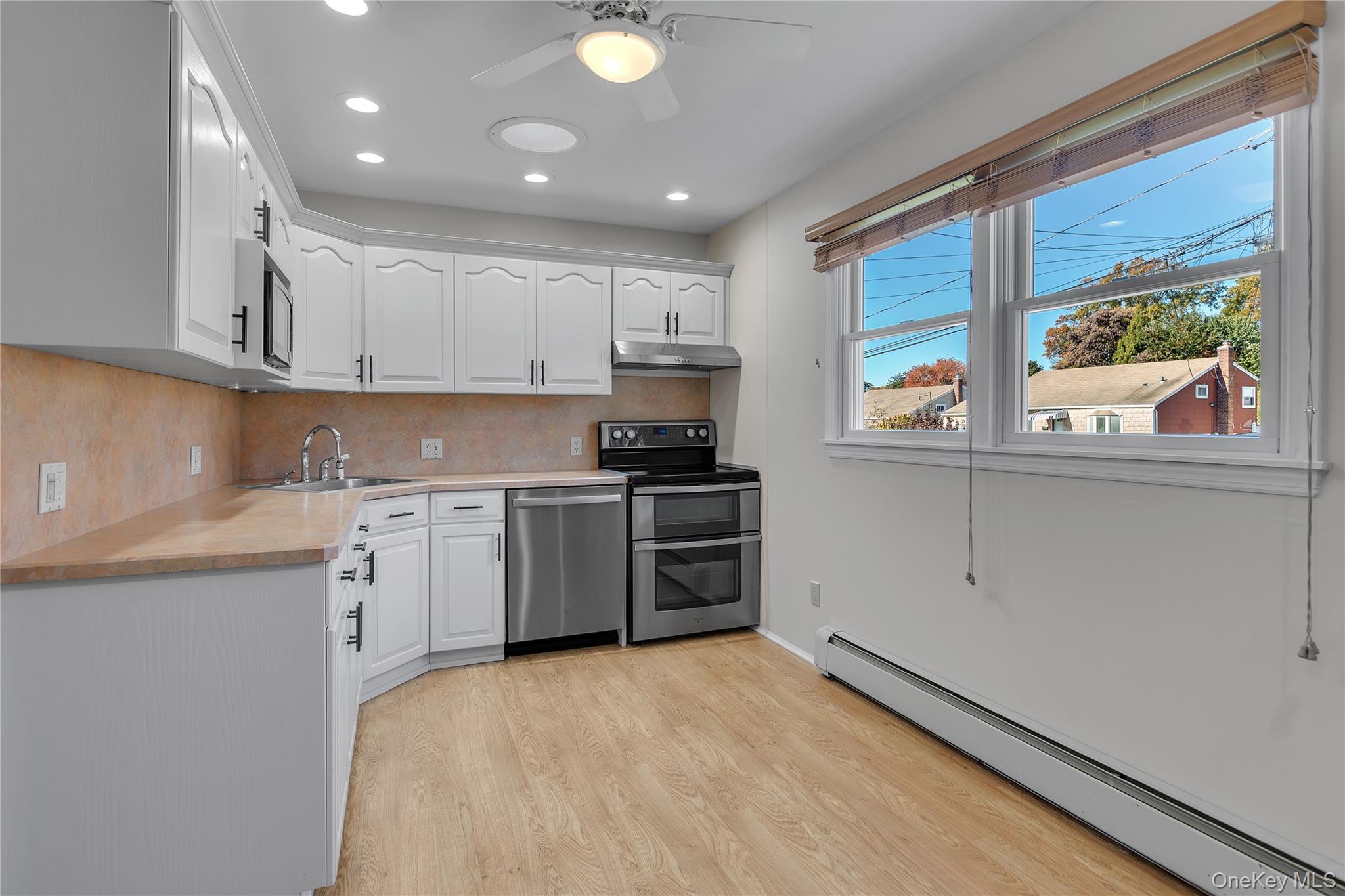 Single Family E. Cortelyou  Suffolk County, NY 11746, MLS-927232-6