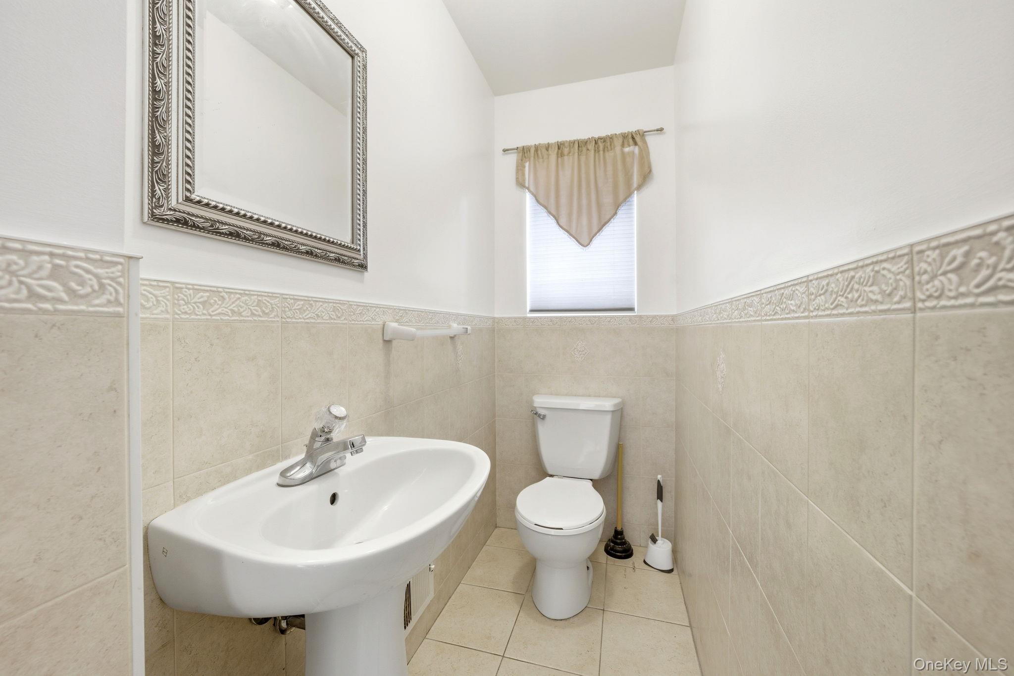 Single Family Beresford Staten Island, NY 10314, MLS-927251-10