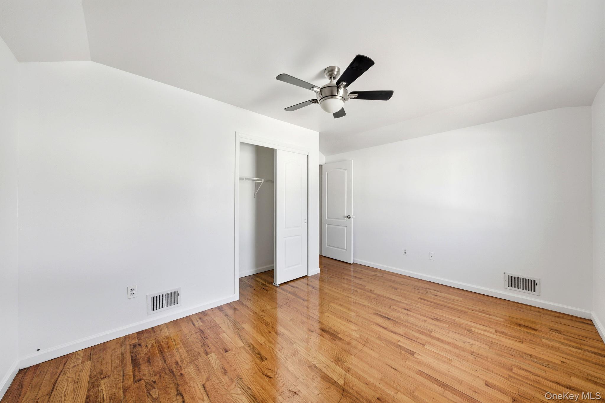 Single Family Beresford Staten Island, NY 10314, MLS-927251-18